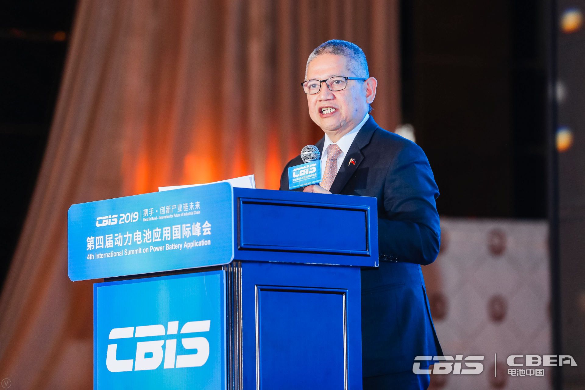 格倫·佩尼亞蘭達：菲律賓在原材料、電動汽車和儲能方面充滿發展機會