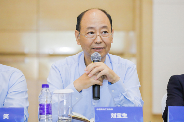 “中國電動(dòng)車鋰電安全聯(lián)盟”籌備成立閉門會(huì)在廣州召開 “中國電動(dòng)車鋰電安全聯(lián)盟”籌備成立閉門會(huì)在廣州召開