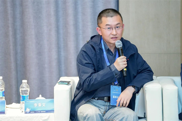 “Li+學社”高端對話:警惕全球化機遇下,鋰電企業的出海挑戰和技術迭代風險 “Li+學社”高端對話:警惕全球化機遇下,鋰電企業的出海挑戰和技術迭代風險