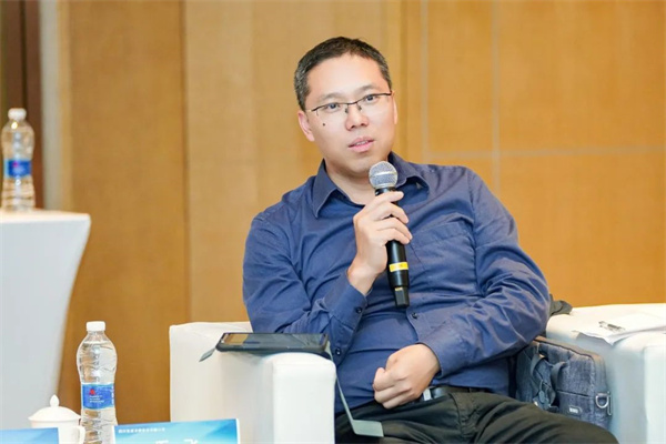 “Li+學社”高端對話:警惕全球化機遇下,鋰電企業的出海挑戰和技術迭代風險 “Li+學社”高端對話:警惕全球化機遇下,鋰電企業的出海挑戰和技術迭代風險